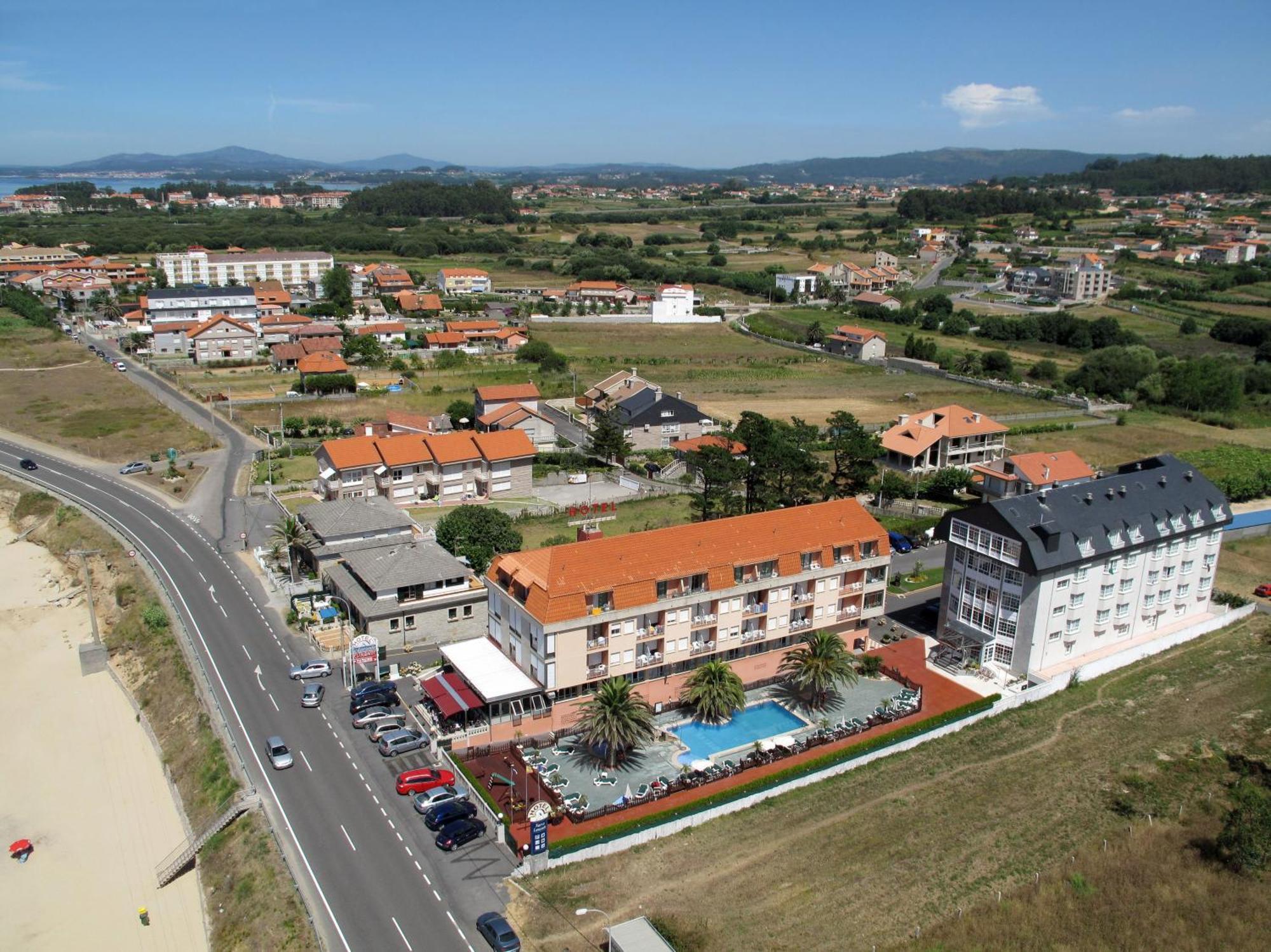 Hotel La Lanzada Playa de la Lanzada Esterno foto