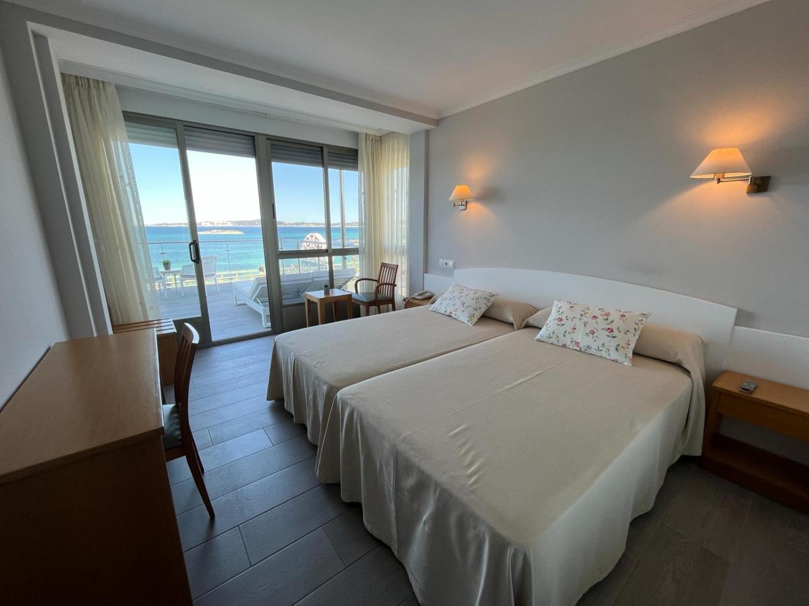 Hotel La Lanzada Playa de la Lanzada Esterno foto